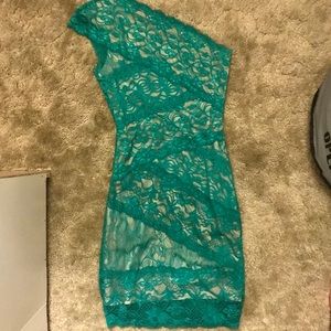 bebe green Lace One Shoulder dress XS